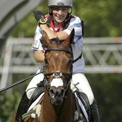 Zara Phillips compitiendo en Londres 2012