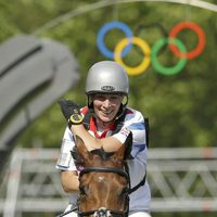 Zara Phillips compitiendo en Londres 2012