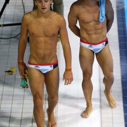 Tom Daley con el torso desnudo en el espacio acuático de Londres 2012