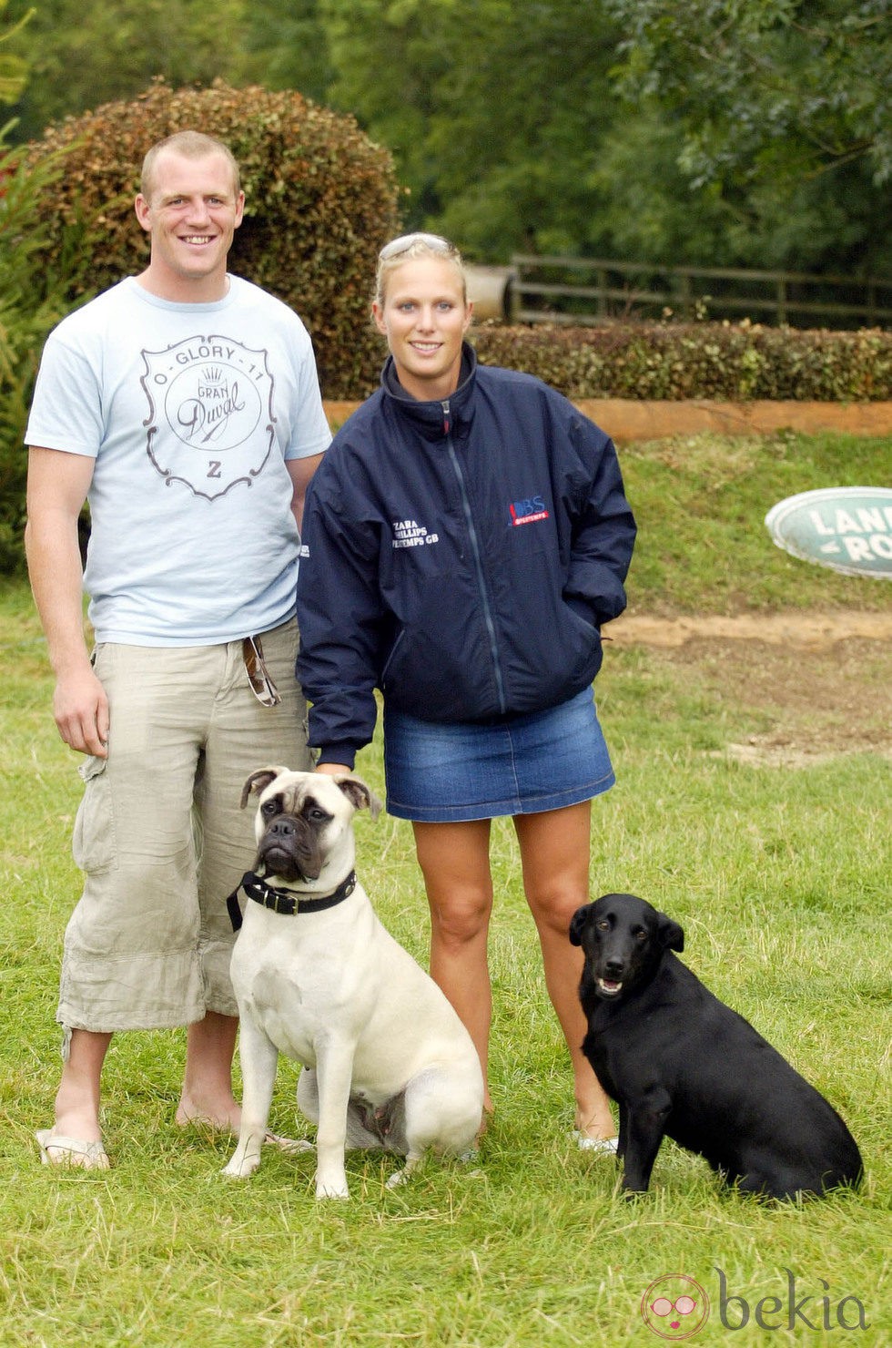 Zara Phillips y Mike Tindall en 2004