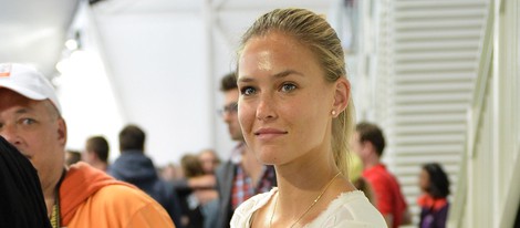 Bar Refaeli en el Centro Acuático de los Juegos Olímpicos de Londres 2012