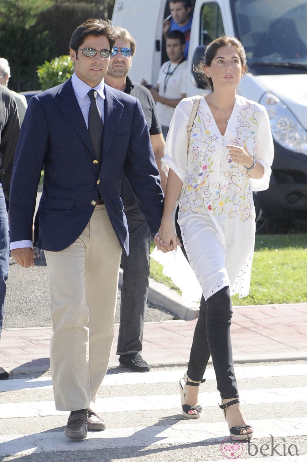 Fran Rivera y su novia Lourdes Montes en la capilla ardiente de Belén Ordoñez