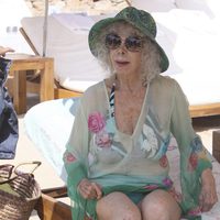 La Duquesa de Alba descansa en Ibiza durante sus vacaciones