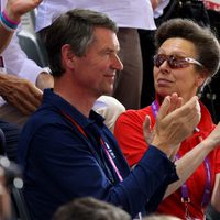 La Princesa Ana y Sir Timothy Laurence en una competición de Londres 2012