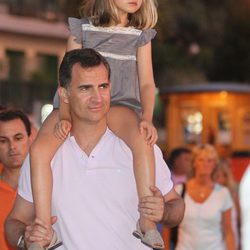 El Príncipe Felipe con la Infanta Leonor en Sóller