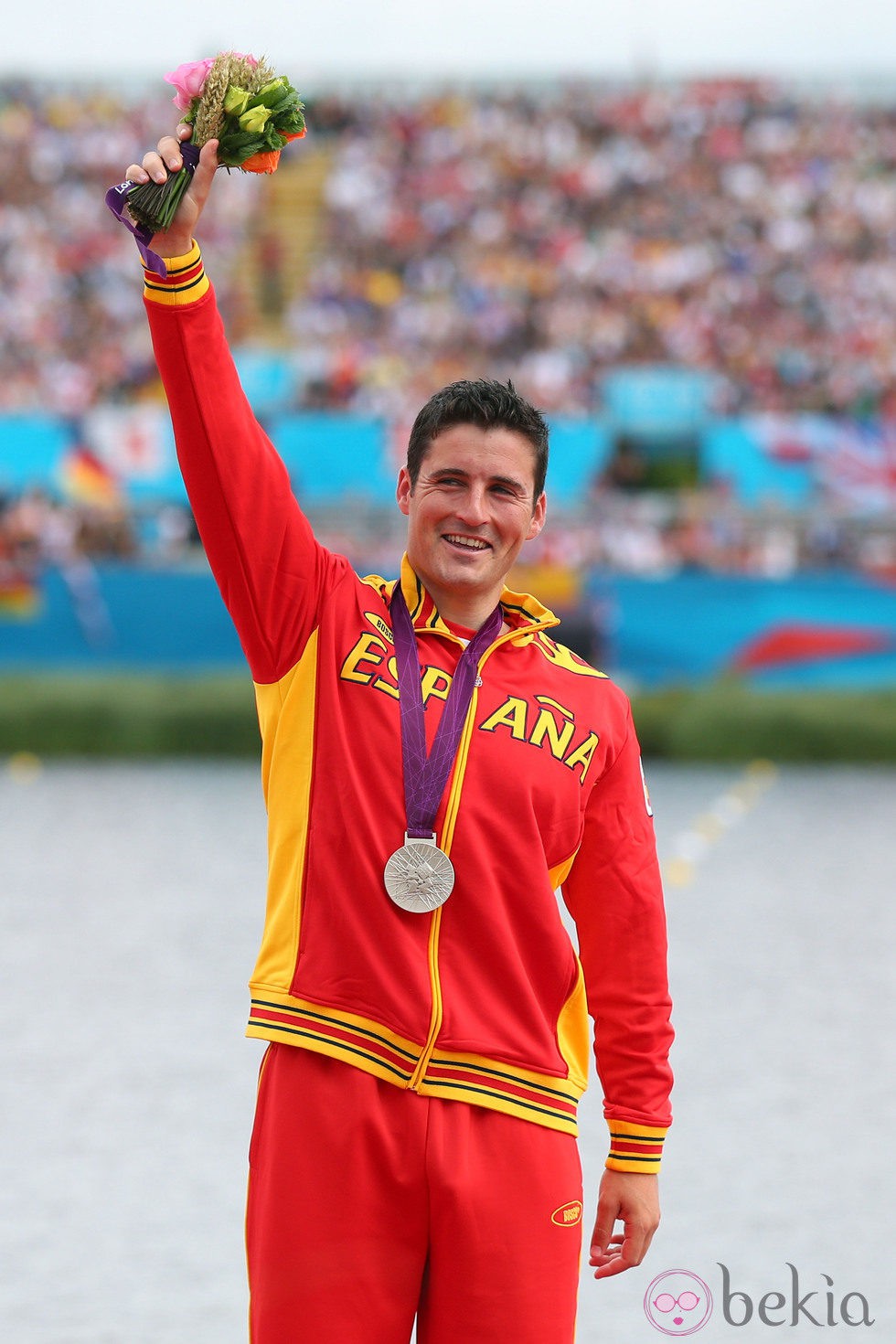 David Cal alzando la medalla de plata en los Juegos Olímpicos de Londres 2012