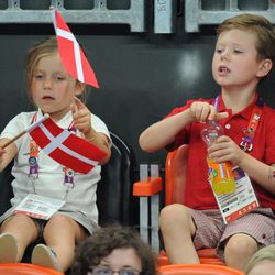 Christian e Isabel de Dinamarca animando a su país en Londres 2012