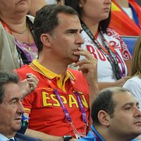 Los Príncipes Felipe y Letizia en el España-Rusia de baloncesto en Londres 2012