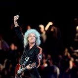 Brian May de Queen en la clausura de los Juegos Olímpicos