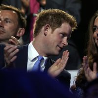 El Príncipe Harry y la Duquesa de Cambridge en la clausura de Londres 2012