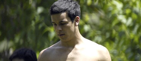 Mario Casas sin camiseta