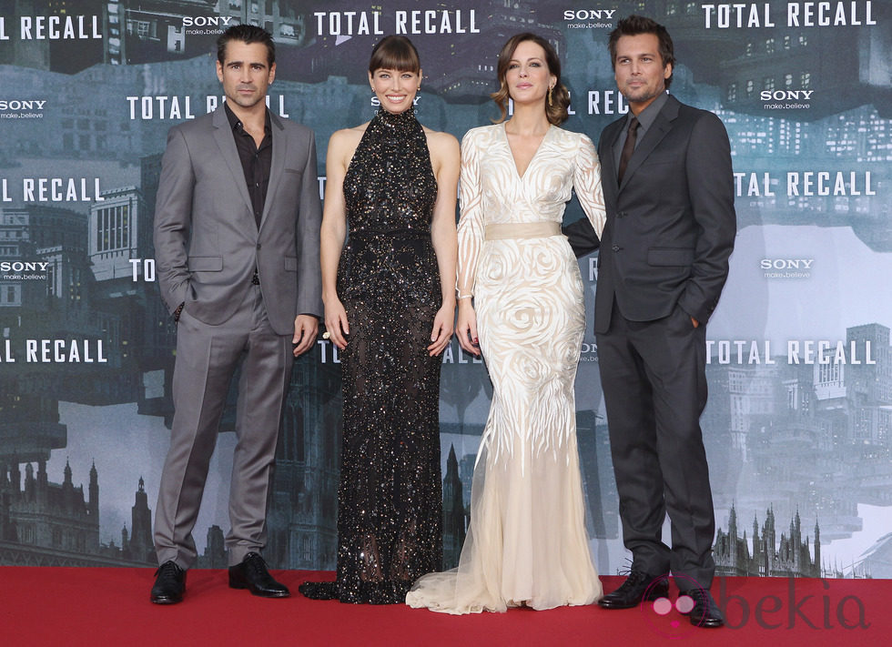 Colin Farrell, Jessica Biel, Kate Beckinsale y Len Wiseman en el estreno de 'Desafío total' en Berlín