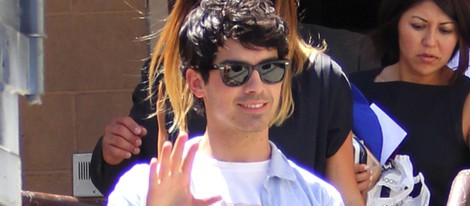 Joe Jonas en su 23 cumpleaños