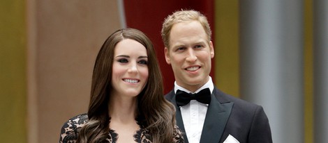 Figuras de cera del Príncipe Guillermo de Inglaterra y Kate Middleton