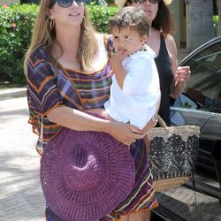 Margarita Vargas y Carmen Martínez Bordiú durante sus vacaciones en Marbella