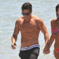 David Bustamante y Paula Echevarría, cogidos de la mano en las playas de Ibiza