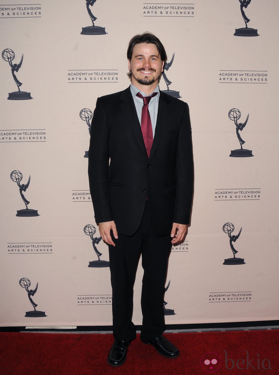 Jason Ritter en la fiesta de la Academia de Televisión 2012