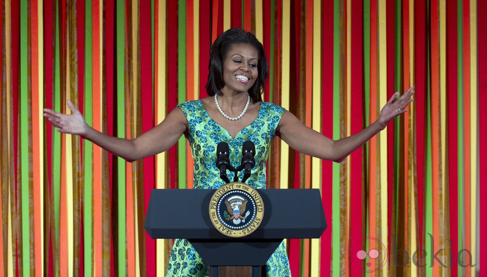 Michelle Obama ofrece un discurso ante los niños invitados a la Casa Blanca