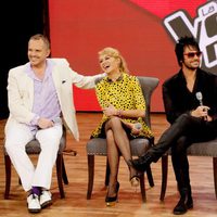 Miguel Bosé, Paulina Rubio, Beto Cuevas y Jenni Rivera durante la presentación del programa 'La Voz' en México