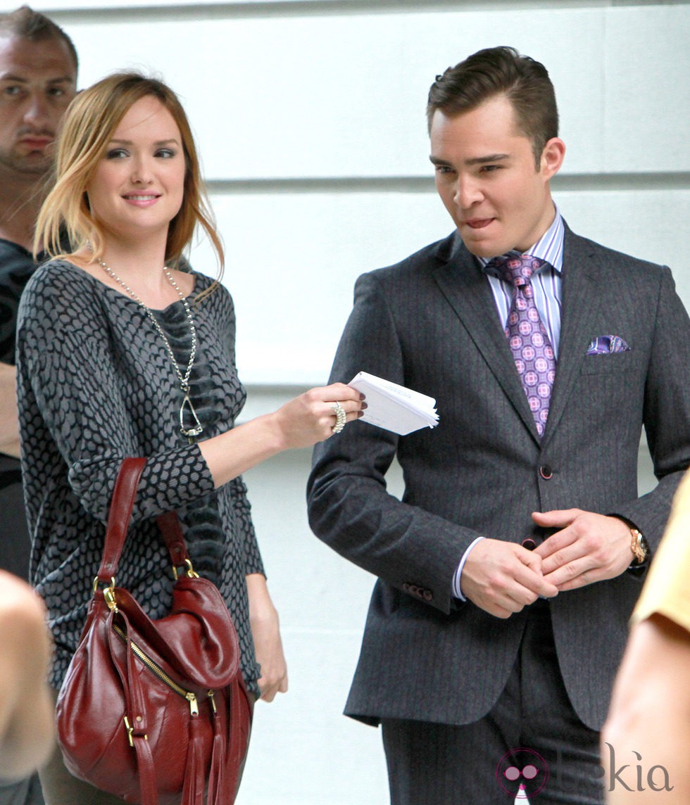 Ed Westwick y Kaylee DeFer rodando la sexta temporada de 'Gossip Girl'