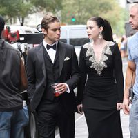 Michelle Trachtenberg y Chace Crawford durante el rodaje de la sexta temporada de 'Gossip Girl'