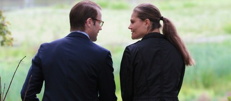 Victoria y Daniel de Suecia, dos enamorados en la inauguración del 'sendero del amor'