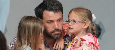 Ben Affleck con sus dos hijas Violet y Seraphina