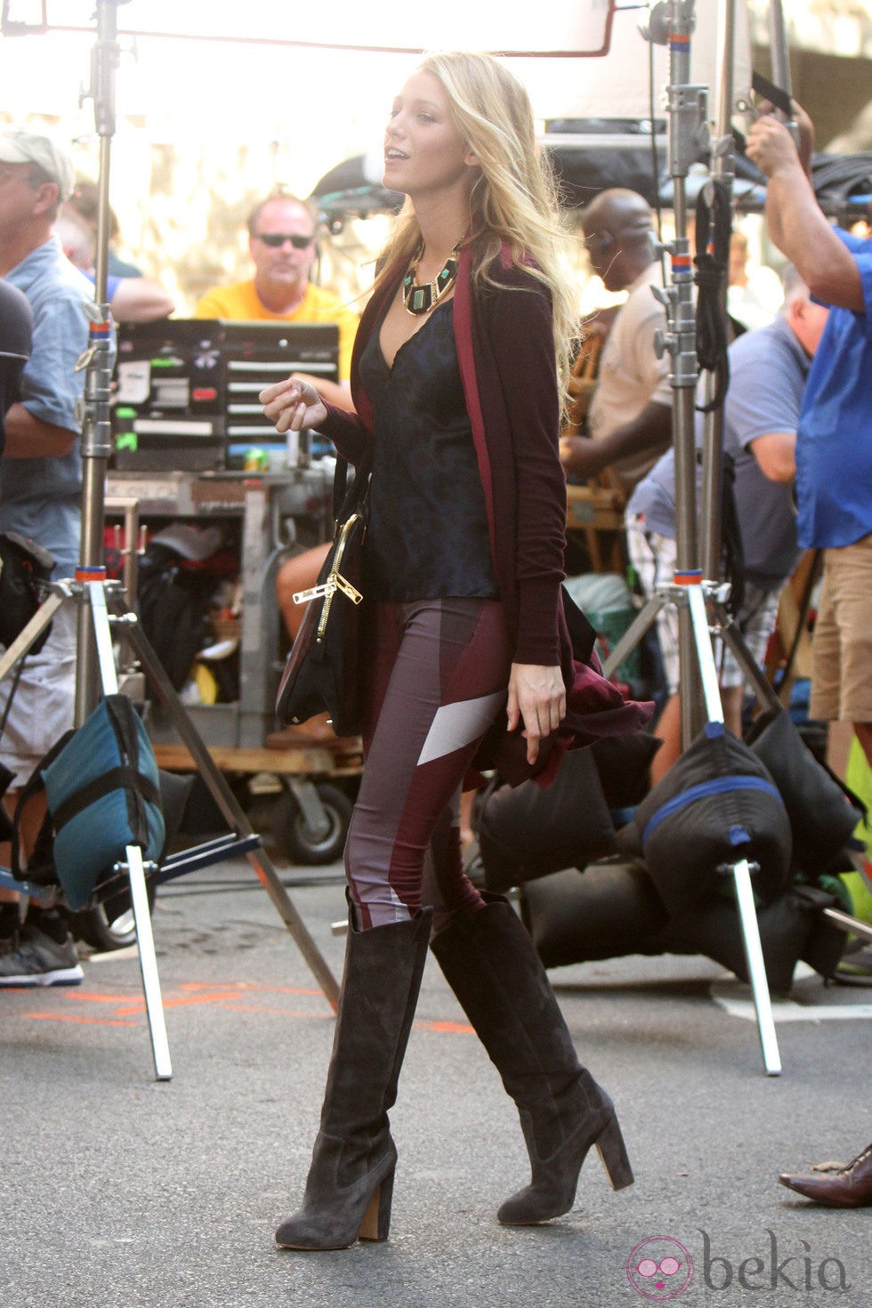 Blake Lively bromea con el equipo durante el rodaje de la sexta temporada de 'Gossip Girl'