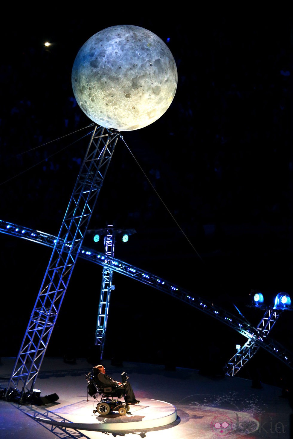 Stephen Hawking en la ceremonia de apertura de los Juegos Paralímpicos de Londres 2012