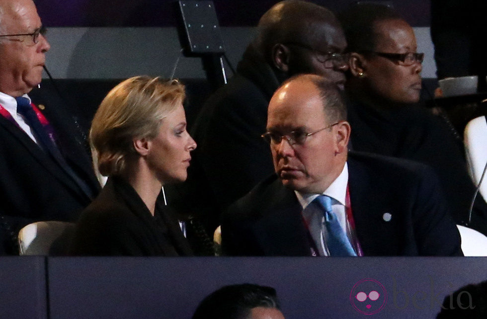 Alberto y Charlene de Mónaco en la apertura de los Juegos Paralímpicos de Londres 2012