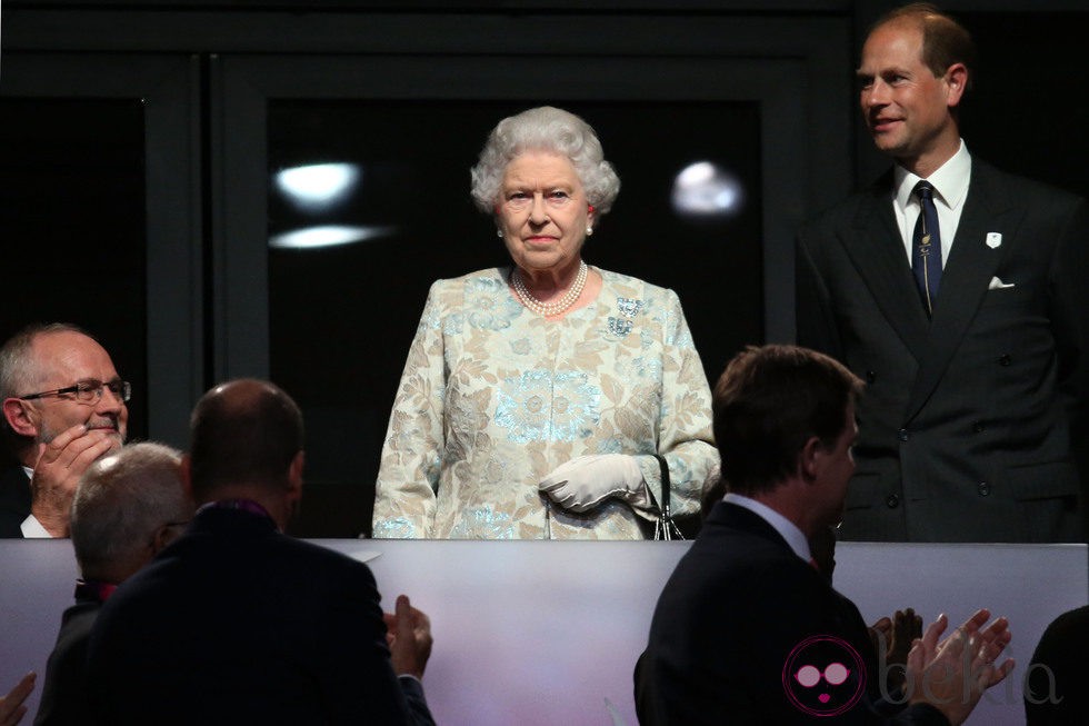 La Reina Isabel y el Príncipe Eduardo en la apertura de los Juegos Paralímpicos de Londres 2012