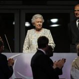 La Reina Isabel y el Príncipe Eduardo, aplaudidos en la apertura de los Juegos Paralímpicos de Londres 2012