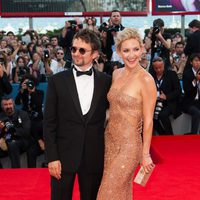 Kate Hudson y Matt Bellamy en la apertura de la Mostra de Venecia 2012