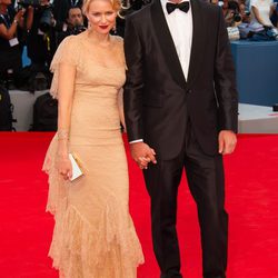 Naomi Watts y Liev Schreiber en la apertura de la Mostra de Venecia 2012