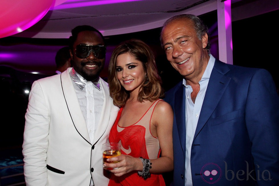 Cheryl Cole, Will.i.am y Fawaz Gruosi de fiesta en Francia en el 2010