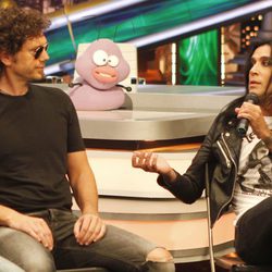 El Hombre de Negro y Mario Vaquerizo con Petancas en la presentación de 'El Hormiguero'