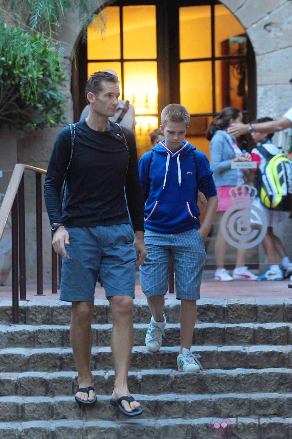 Iñaki y Juan Urdangarín a la salida del Real Club de Tenis Barcelona