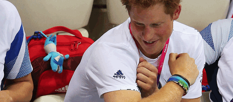 El Príncipe Harry presume de músculo en los Juegos Paralímpicos de Londres 2012