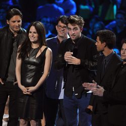 Robert Pattinson, Taylor Lautner y Jackson Rathbone en los MTV Video Music Awards 2012