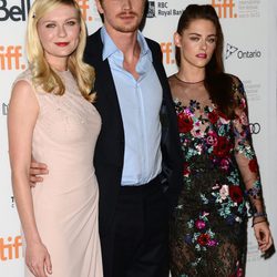 Kristen Stewart, Garret Hedlund y Kirsten Dunst en la première de 'On the Road'