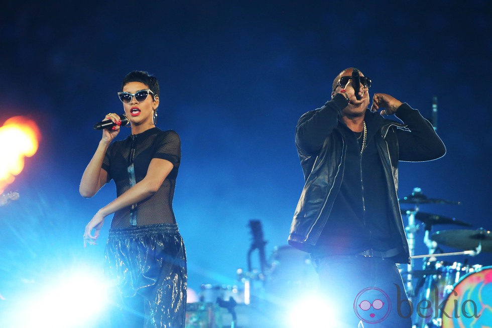 Rihanna y Jay-Z cantando en la clausura de los Juegos Paralímpicos de Londres 2012