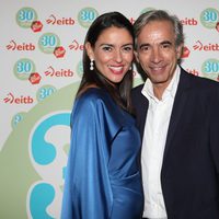 Imanol Arias e Irene Meritxell en la clausura del FesTVal de Vitoria 2012