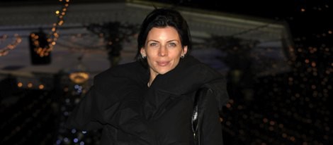 Liberty Ross junto a sus dos hijos en Hyde Park de Londres