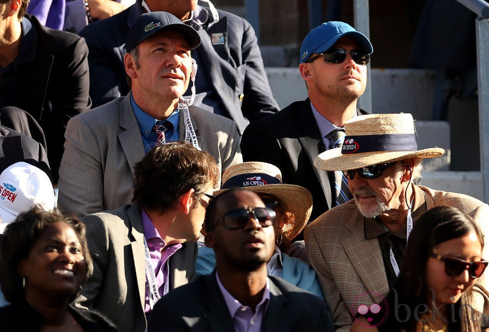 Kevin Spacey y Sean Connery en la final del Grand Slam del US Open 2012