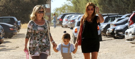 Paula Echevarría recoge a su hija Daniella del colegio