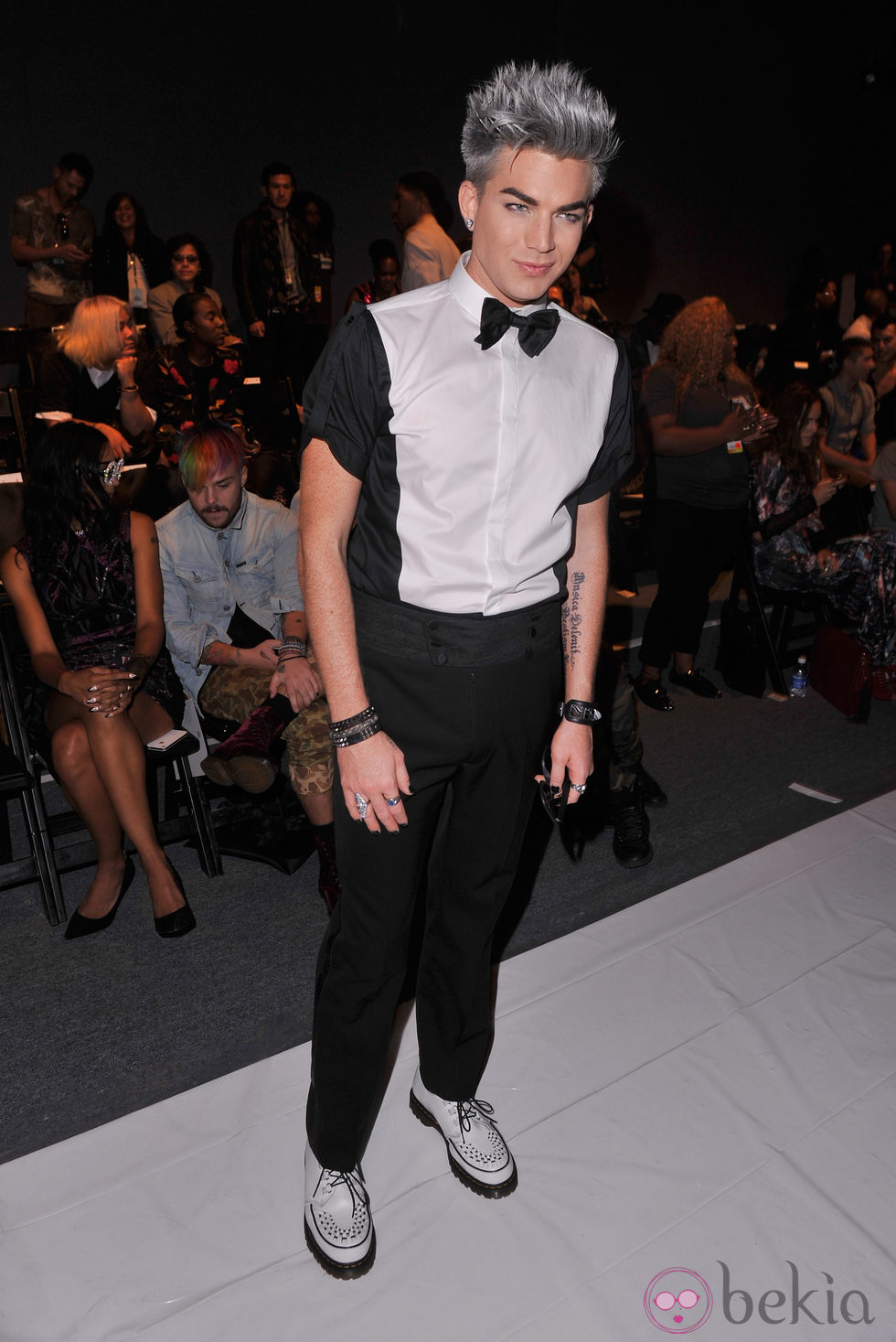 Adam Lambert en el front row de la Semana de la Moda de Nueva York