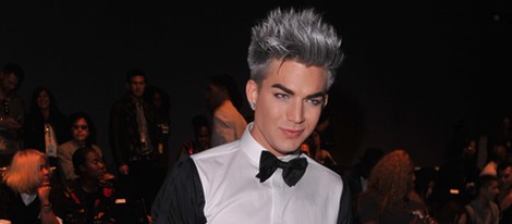 Adam Lambert en el front row de la Semana de la Moda de Nueva York