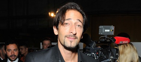 Adrien Brody en el front row de la Semana de la Moda de Nueva York