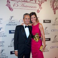 Mar Flores y Javier Merino en la celebración del 15 aniversario de Fortuny