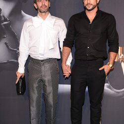 Marc Jacobs y Harry Louis en la presentación de la fragancia 'Fame'